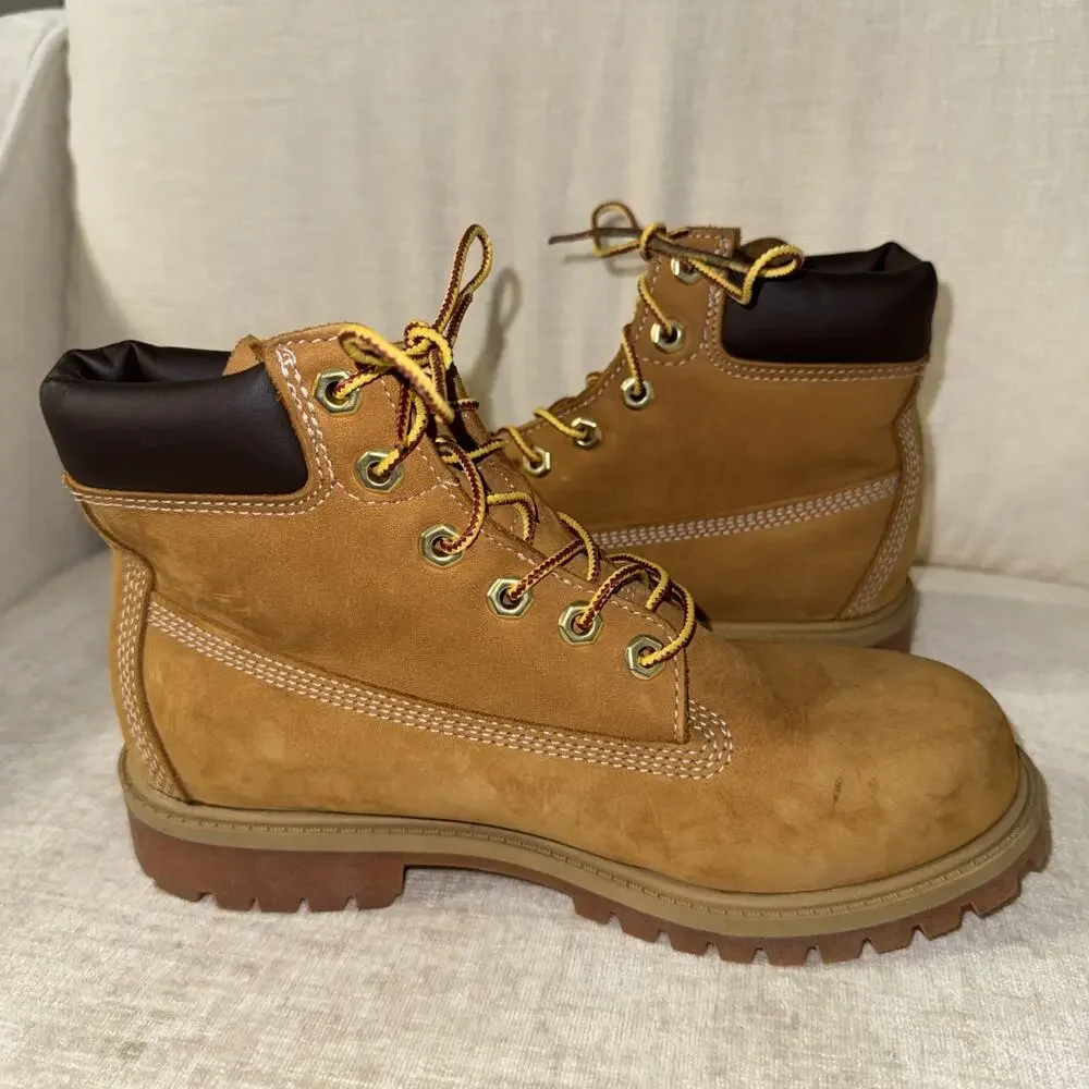 Timberland Junior Classic 6-Inch Waterproof Boot Size 5.5 Work Boots Great Used